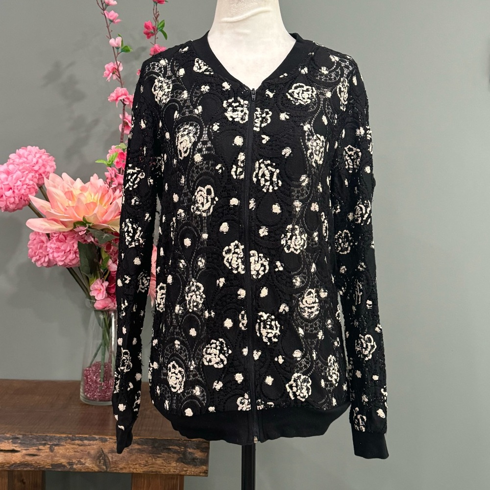 Mercer & Madison Zip Up